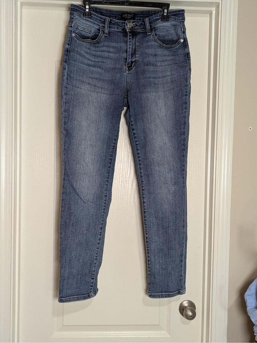 Women's Judy Blue Denim Jeans Slim Fit Straight Leg  High Rise 11/30